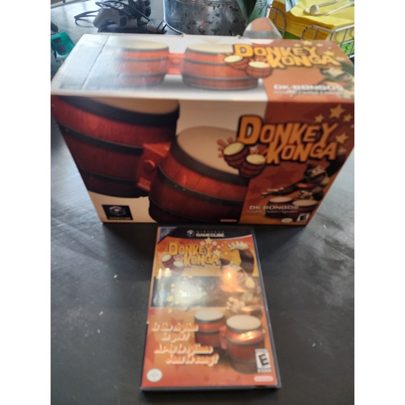 Donkey Konga DK Bongos Controller Nintendo Gamecube CIB Complete w/ Game - Picture 1 of 16
